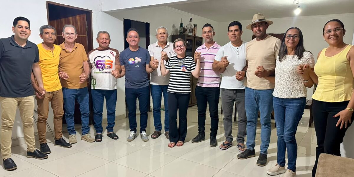 São Sebastião do Umbuzeiro: Alexandre volta à base da prefeita Adalcy; oposição pode perder outro vereador